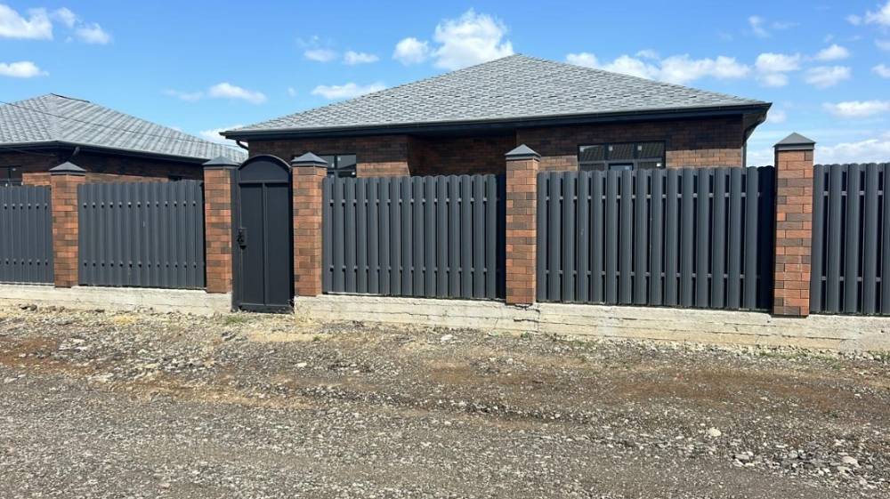 d30d5498-cefc-4c3b-8a5d-399e0cbf3c94