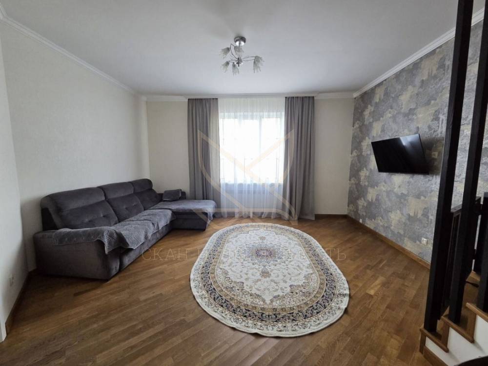 Ставропольский край, Предгорный Район, Винсады с., Курганная ул.; Дом 179м² на участке 10 сот. 2 эт.