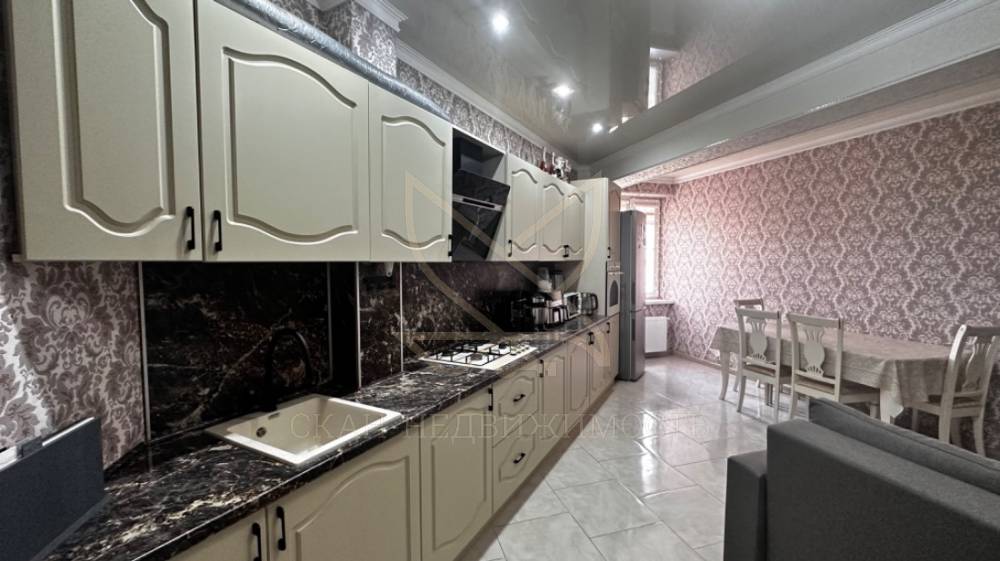 Ставропольский край, Пятигорск, Московская ул.; Квартира 95м² 5/8 эт.