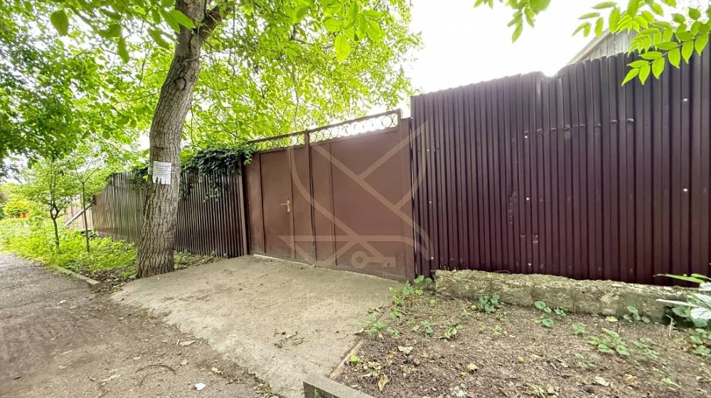 Ставропольский край, городской округ Железноводск, Иноземцево п., Шоссейная ул.; Участок на участке 16 сот.
