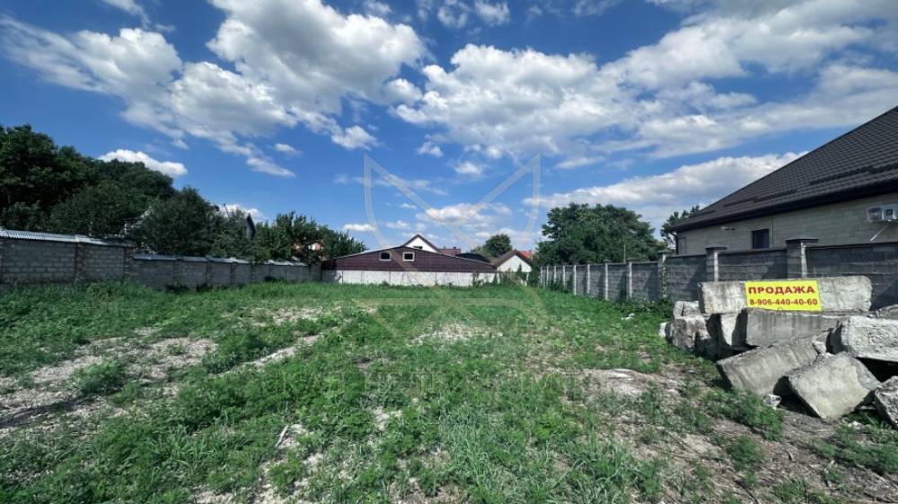 Ставропольский край, городской округ Пятигорск, Горячеводский п., Дмитрия Донского ул.; Участок на участке 10 сот.
