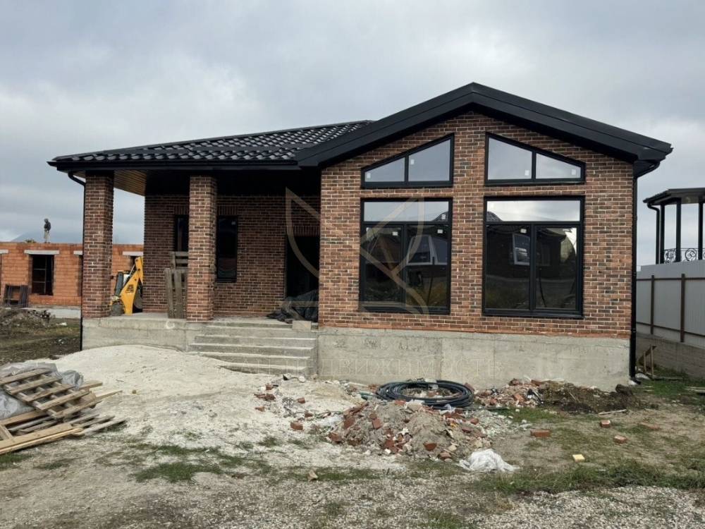 Ставропольский край, городской округ Железноводск, Иноземцево п., Силантьева ул.; Дом 110м² на участке 6 сот. 1 эт.