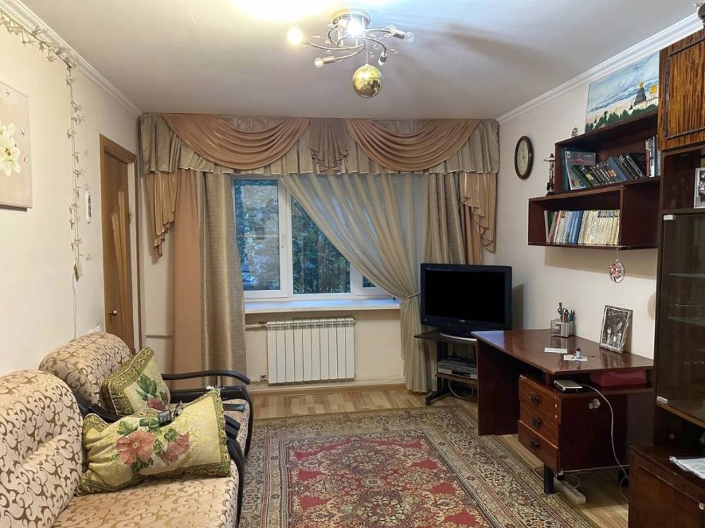 Ставропольский край, Пятигорск, Новороссийская ул.; Квартира 38м² 1/4 эт.