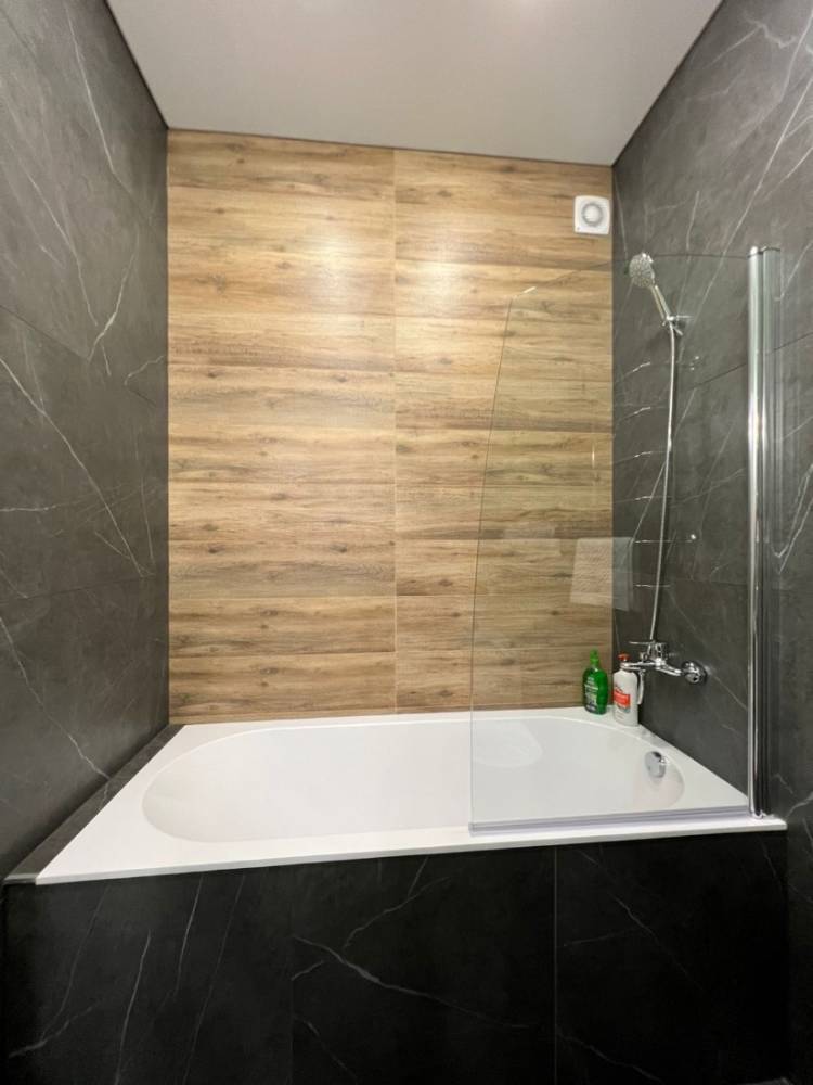 e795dbe7-7f5c-4911-990c-fc1b4cd3ea52